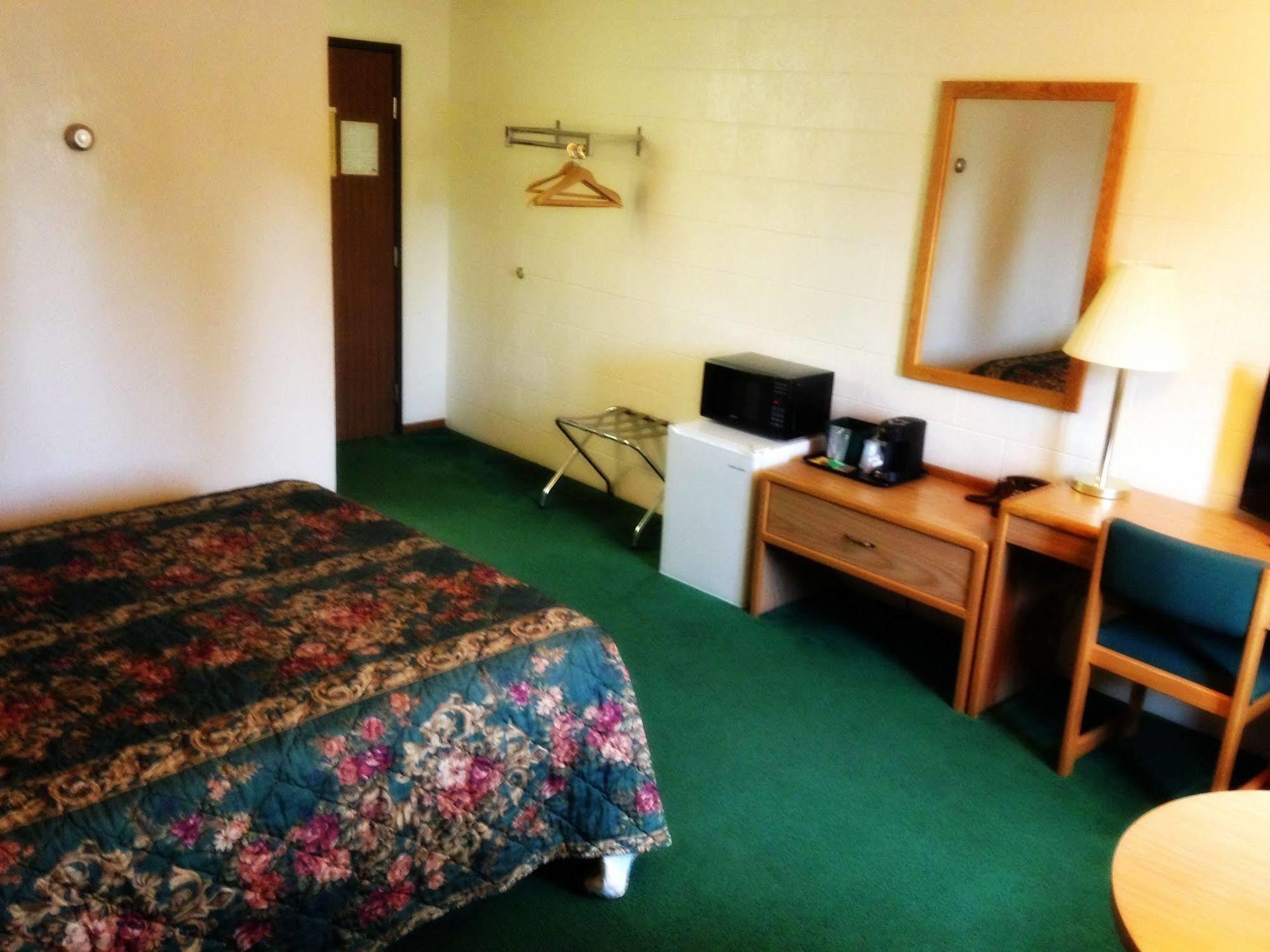 River Bend'S Walleye Inn Baudette Ngoại thất bức ảnh